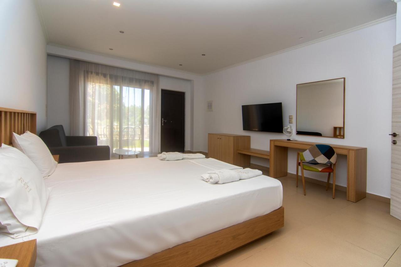 Riviera Perdika Hotel Bagian luar foto