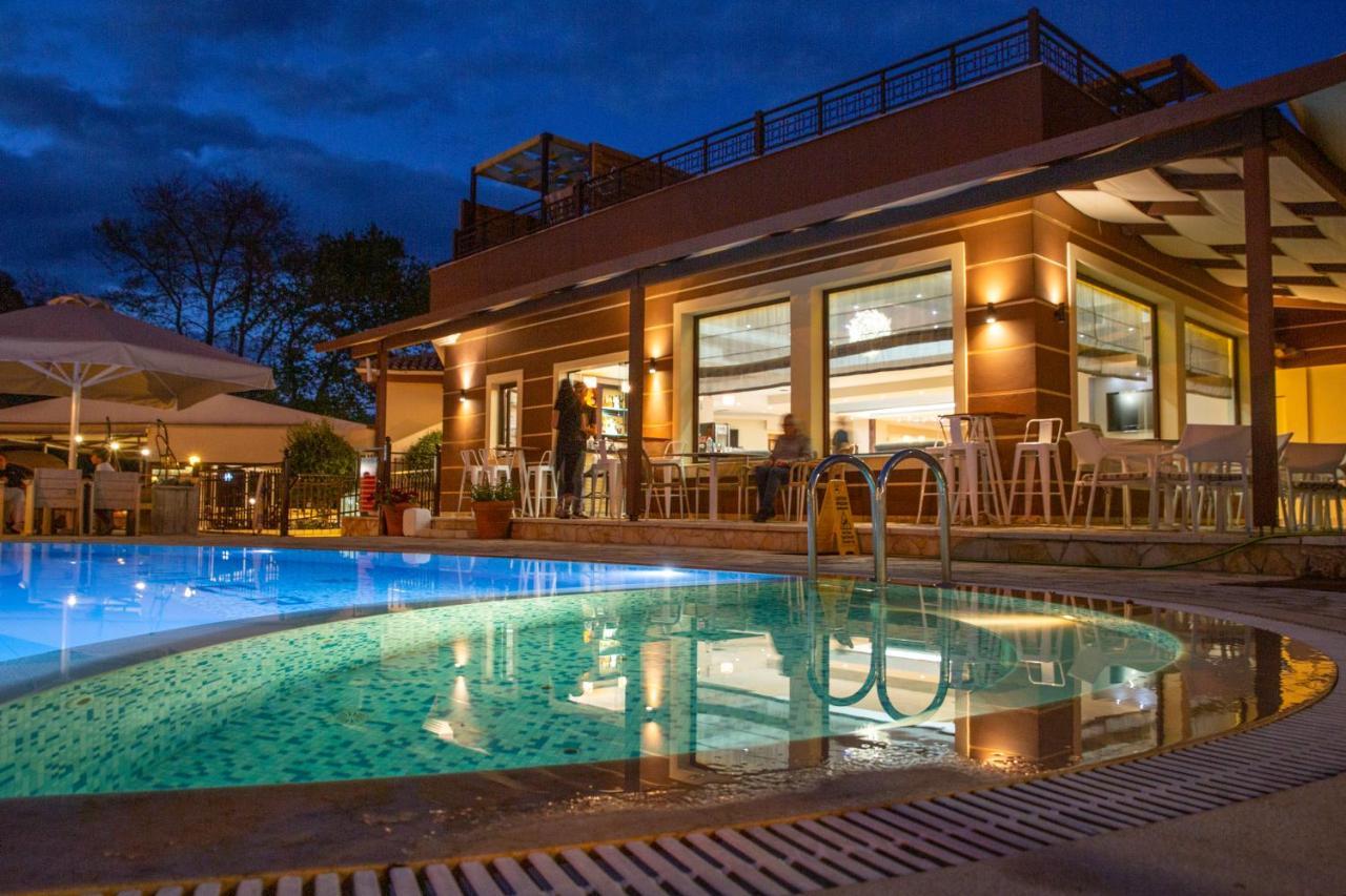 Riviera Perdika Hotel Bagian luar foto