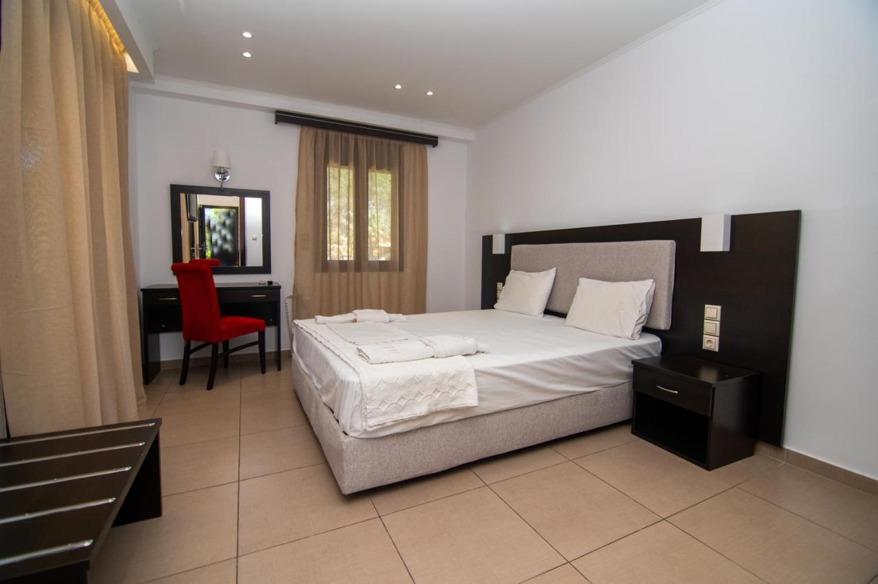 Riviera Perdika Hotel Bagian luar foto