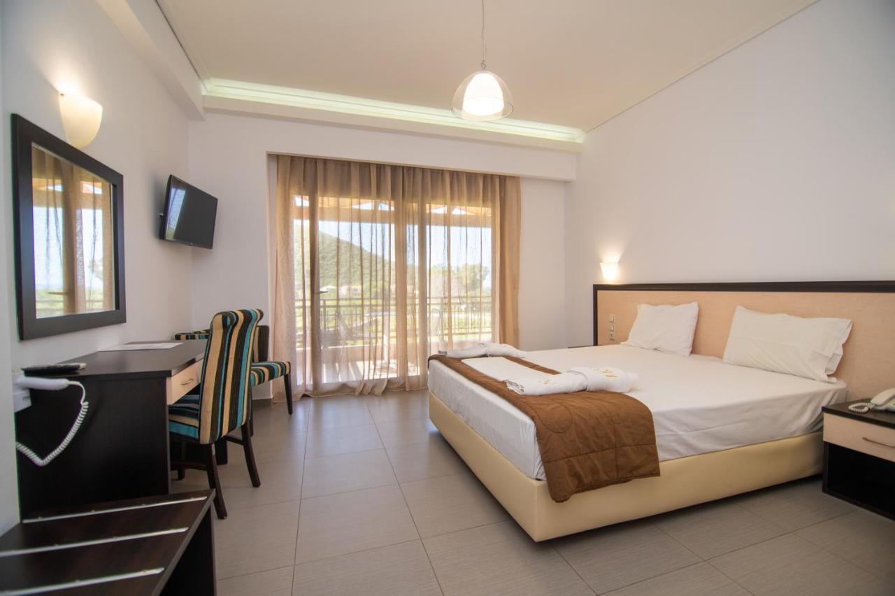 Riviera Perdika Hotel Bagian luar foto