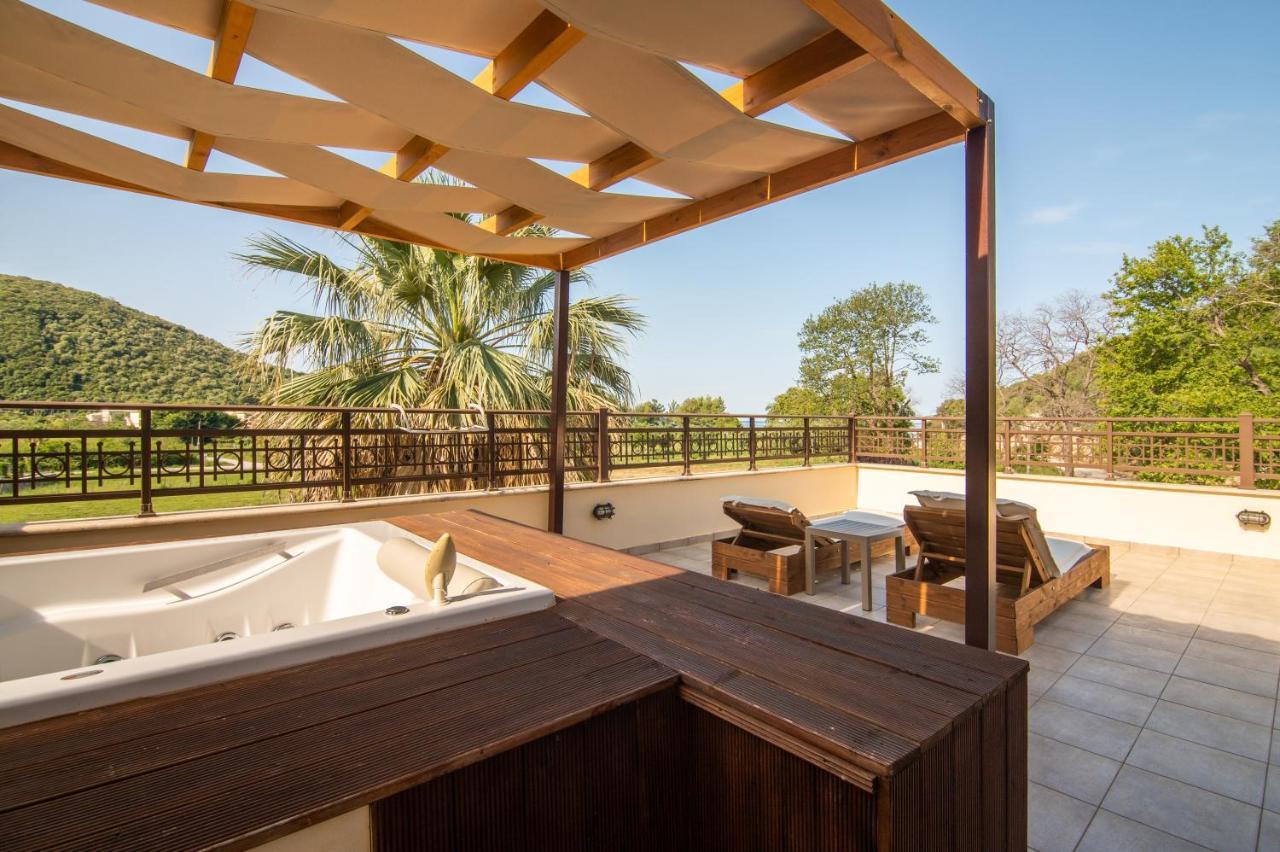 Riviera Perdika Hotel Bagian luar foto