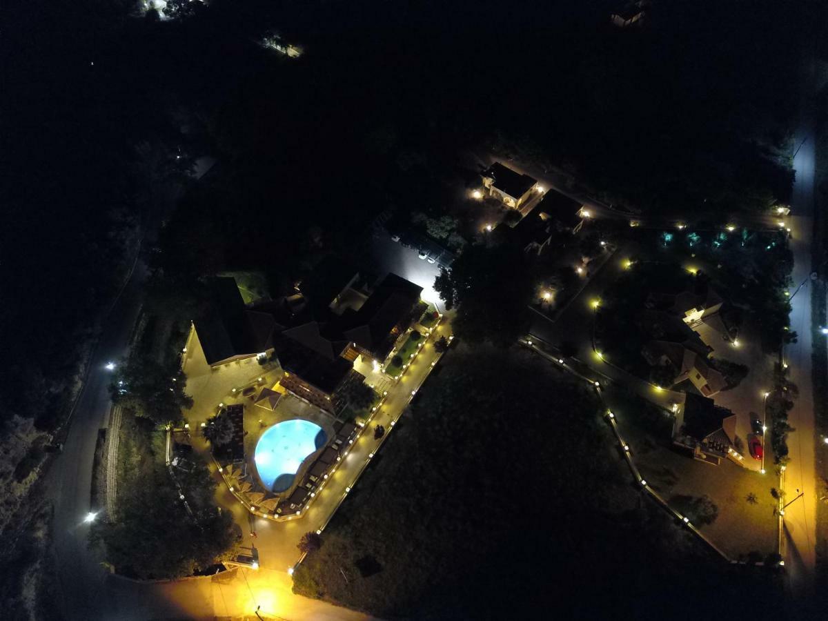 Riviera Perdika Hotel Bagian luar foto